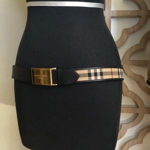 Burberry Plaid And Leather Belt